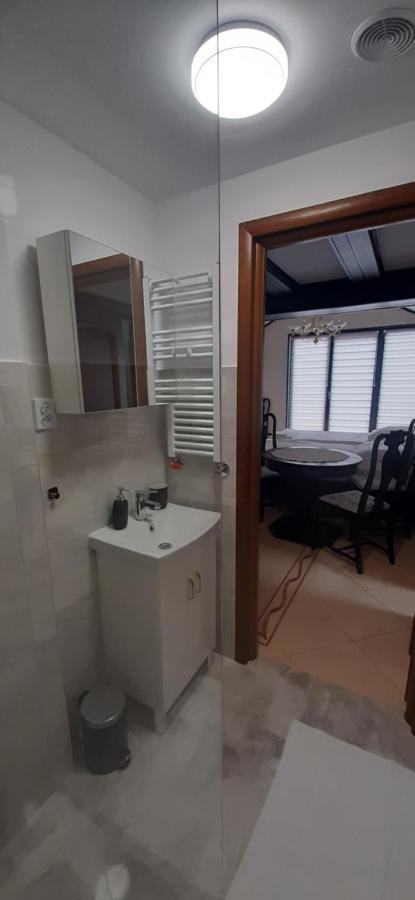 Apartamenty U Eli 斯维诺乌伊希切 外观 照片